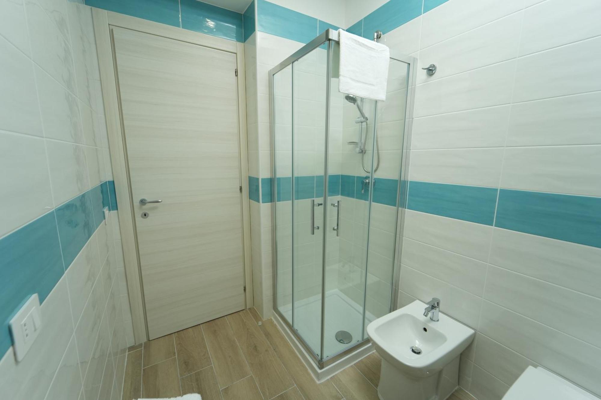 Panorama Vesuvius Affittacamere Guesthouse With Lift Near To Subway In Napoli Center Extérieur photo